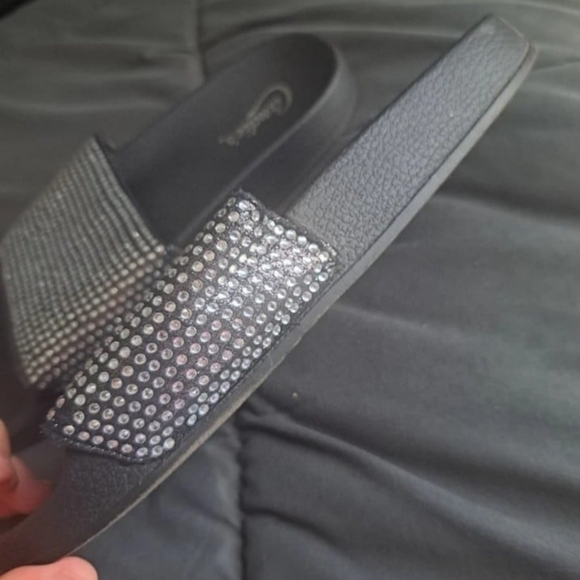 COPY - Candies Womens black diamond rhinestone slides - Picture 6 of 7